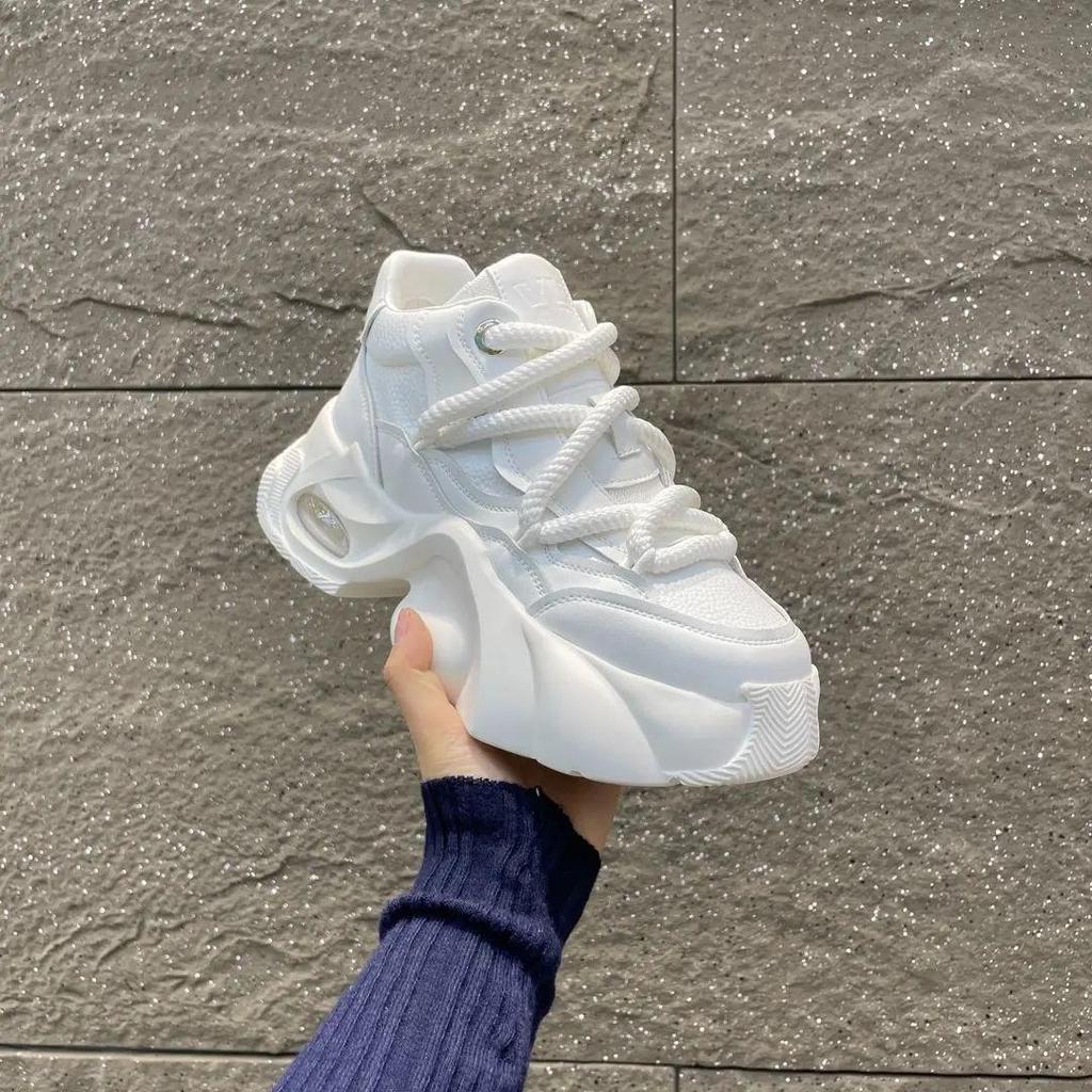 European Men's Thick Sole Air Cushion Height-Boosting White Dad Sneakers: Winter Casual Sports Style