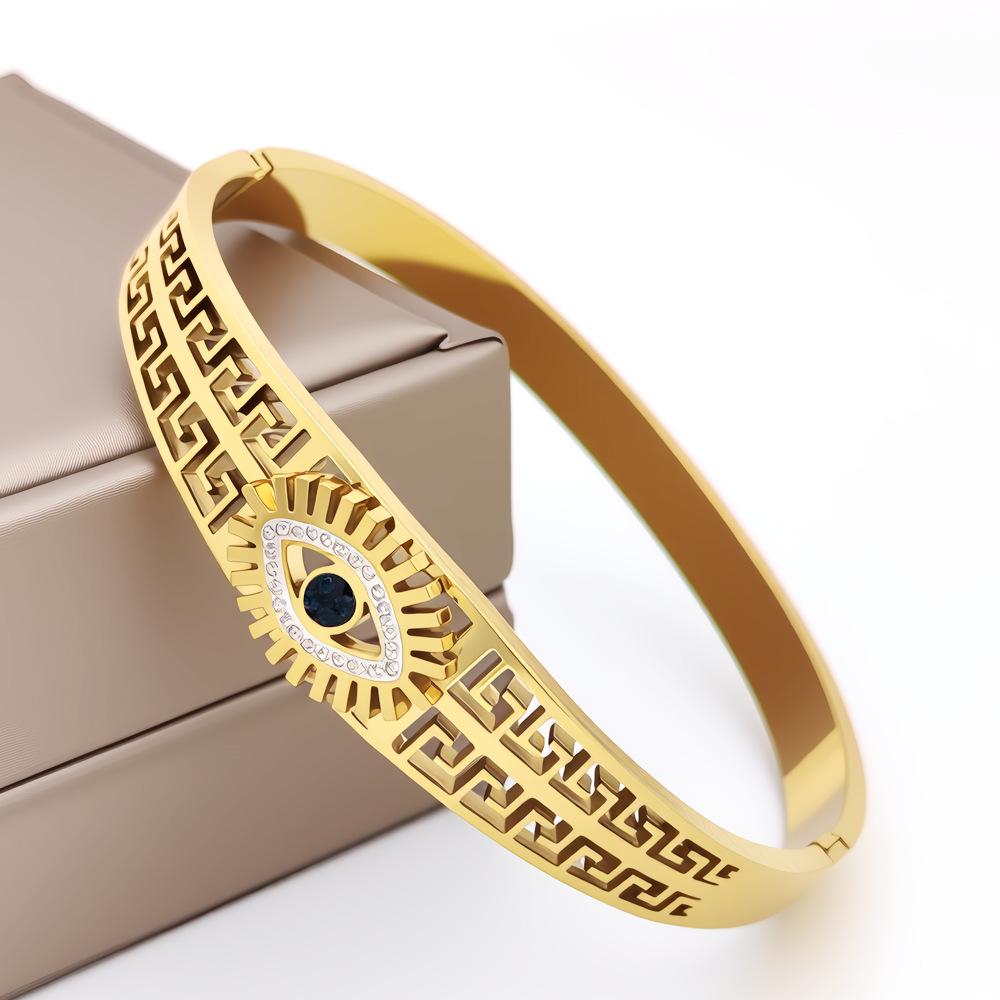 2026 Simple Evil Eye Bracelet Does Not Fade Temperament Light Luxury Niche Women Rose Gold Hollow Flower
