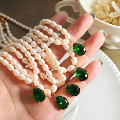 New French Style Non Fading Light Luxury Freshwater Pearl Green Zircon Unique Pendant Necklace Versatile for Women