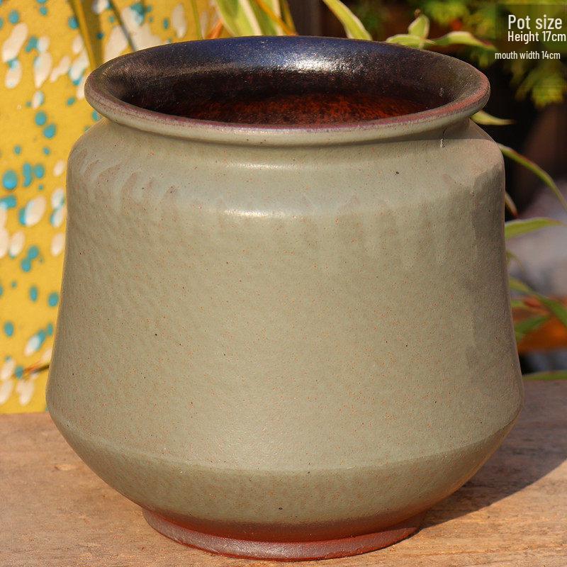 Handmade Medium-Sized Ceramic Pot with Feet – Succulent Planter in Breathable Colored Glaze Coarse Pottery.
