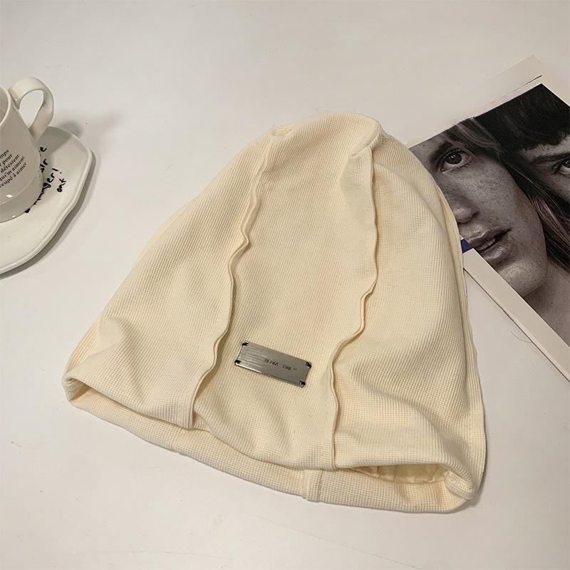 Duoduo Hats for Women In Autumn and Winter Big Head Circumference Showing Face Small Baotou Cold Hat Black Confinement Hat Trend