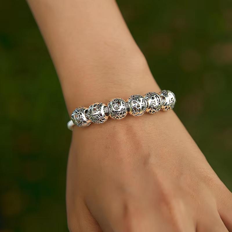 BAMOER 925 Silver Retro Letter Charms Hollowed Alphabet A-Z Round Beads for Women Bracelet DIY Jewelry Making