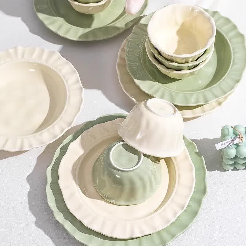 Panlu Floral Underglaze Ceramic Dinnerware Set (8-Piece)