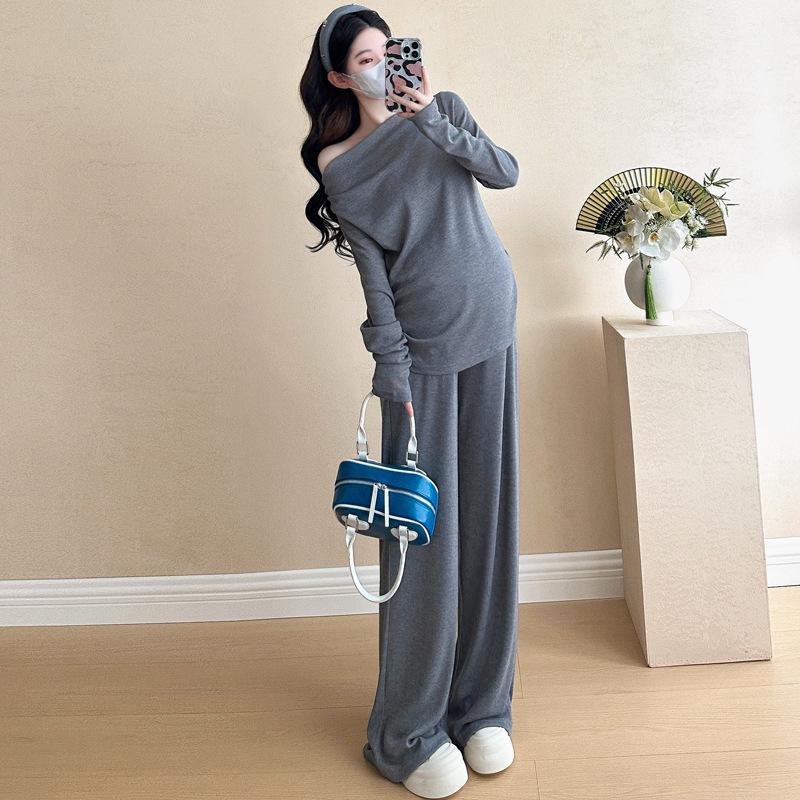 Fashionable Plus Size Maternity Spring Outfit: Trendy Top + Pants Set 2XL