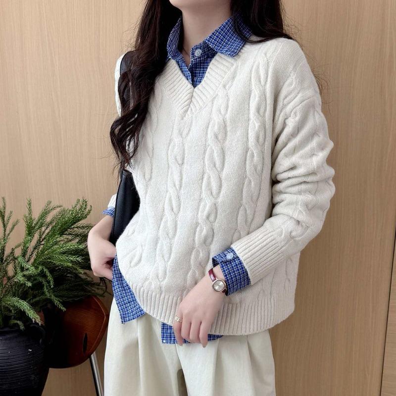 Autumn and winter new retro sweater women's loose and simple wind twist pullover V-neck long-sleeved small bottoming knitted sweater