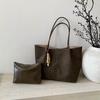 Simple and large-capacity retro tote bag women's new high-end fashion shoulder bag class commuter bag