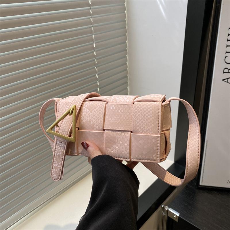 Niche design sense of simple new fashion versatile solid color shoulder messenger bag simple small square bag women