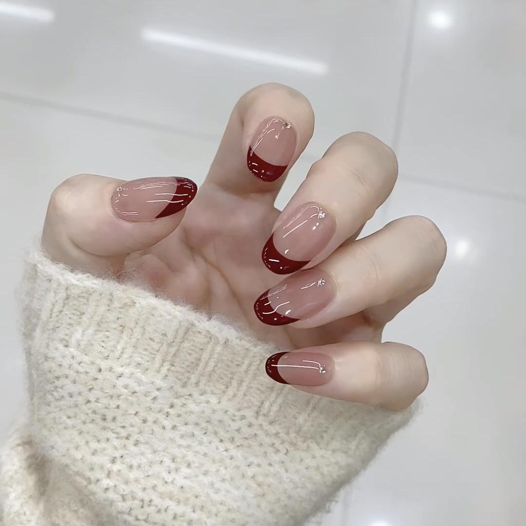 

Red-Toned French Minimalist Blush Nail Art Stickers