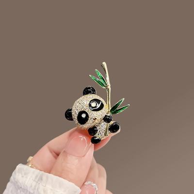 Elegant Panda Bamboo Brooch: Chic & Cute Women's Accessory