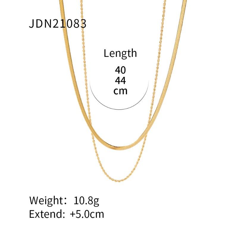 Retro Minimalist Unique High-end Gold-plated Cool Style Multi-layered Necklace for Women, A Niche Accessory for The Petite.