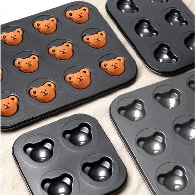 Moule à Gâteau Dessin Animé Ours Mignon 4 Cavités Plaque de Cuisson Antiadhésive Acier au Carbone Plateau DIY Moule à Biscuits Décoratifs Fournitures de Cuisson