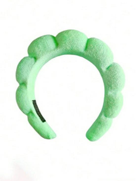 Non-slip Velvet Headband for Makeup Removal and Face Wash