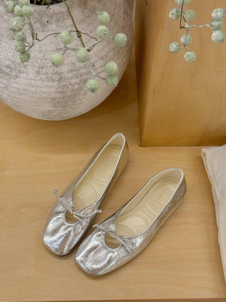 Flat-bottomed French Gentle Evening Shoes Women's Shoes 2025 New Summer Soft-soled Versatile Grandma Shoes with Skirts Single Shoes