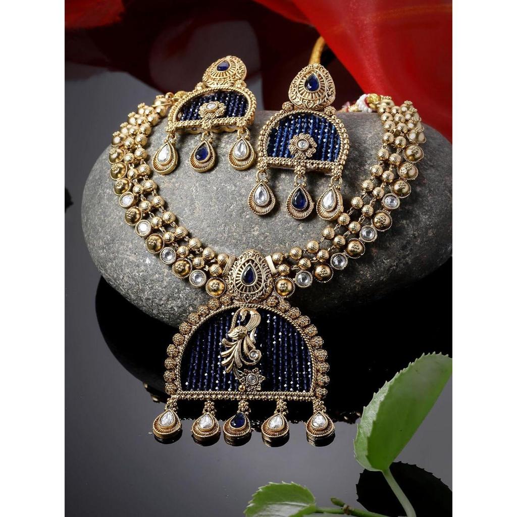 Sukkhi Klasický páví styl Bílý kamenný pozlacený měděný náhrdelník