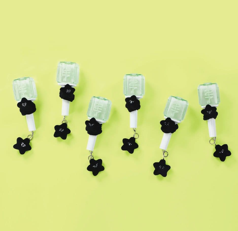 [USED] Sold Out Immediately NCT127 Official BLACK STARFISH Key Ring Doyoung