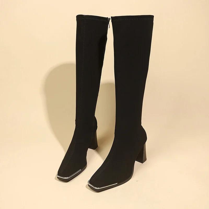 

Женская обувь Высококачественные женские сапоги с боковой молнией Модные металлические украшения Современные сапоги Женские новые однотонные сапоги до колена 40 чёрный