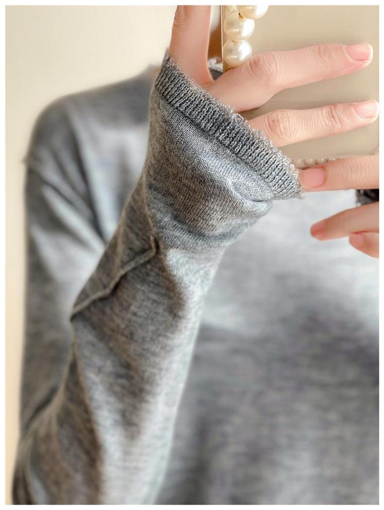 Korean Style Tassel Fine Wool Knit Sweater - Lightly Sheer, Loose Fit, Round Neck, Versatile Base Layer for Spring & Autumn.