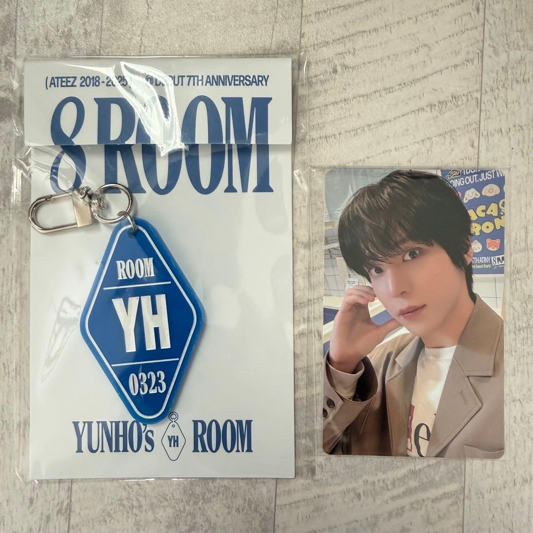[Б/У] Брелок ATEEZ 8room Юнхо