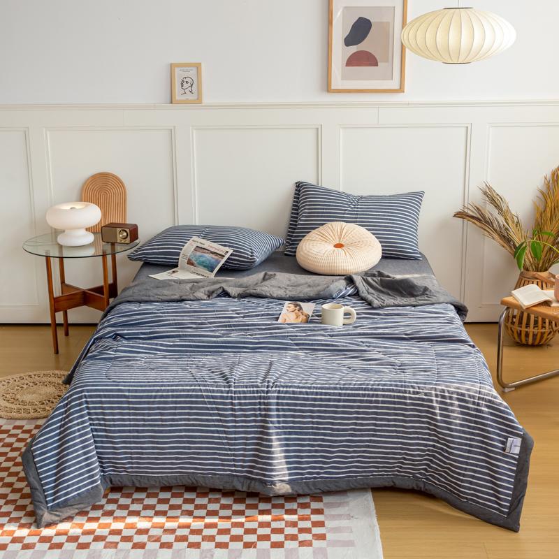 Simple Lines Summer Quilt Japanese Style Cotton Air Conditioning Quilt Luxury Soft Breathable Thin Blanket for Adults Kids