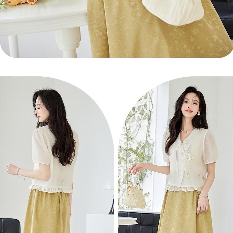 New Chinese style buckle V-neck embroidered pearl fabric hem with ruffle edge for age reducing, lightweight and breathable short sleeved shirt