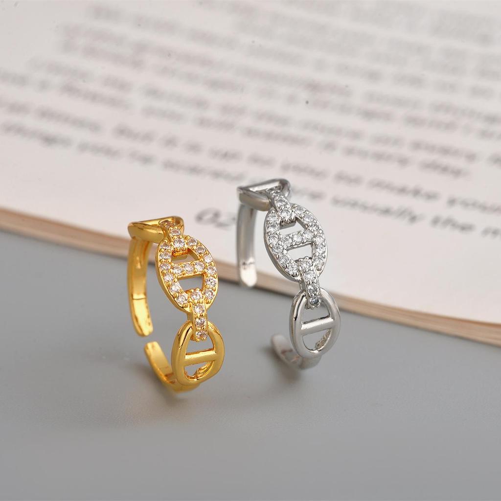 Bracciale Naso di Maiale in Acciaio di Titanio con Zirconi Micro-Intarsiati Transfrontaliero Europeo & Americano - Set di Braccialetti Versatili Moda di Lusso Leggero di Fascia Alta