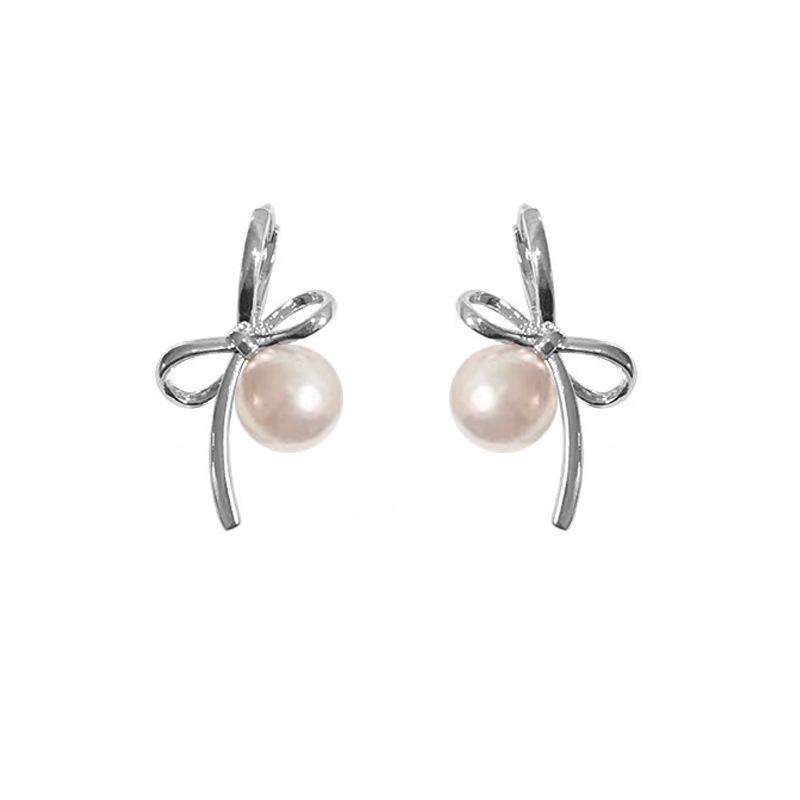 Ear clips without ear piercings~ Korean bow pearl ear buckles, light luxury, high-end sense, niche temperament, mosquito coil disc earrings for women