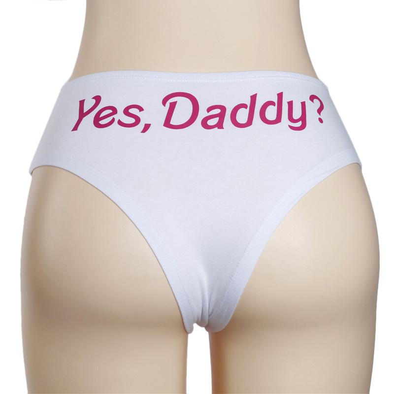 Kichkina kokrakli etuk ayollarning erotik porno videolari Cunnilingus yuqori videoda otirganda