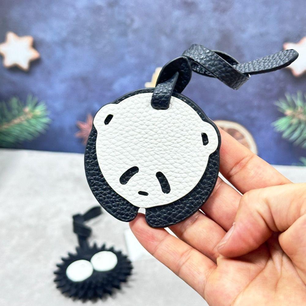 

2 PCS Hanging car keychain Bag Charm bag Pendant Cartoon Panda keychain Accessories білий