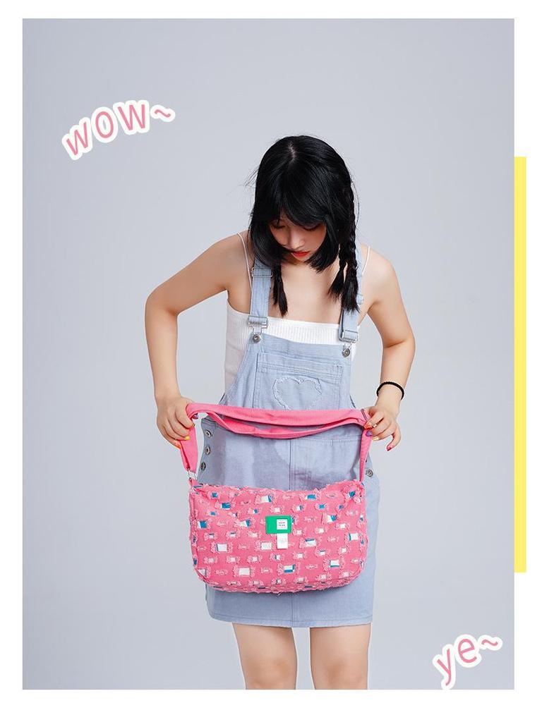 Módní dámská plátěná taška roku 2025: Sladký nový jarní styl s širokým ramenním popruhem