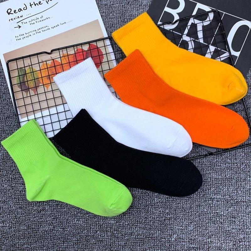 5 Pairs of Tide Solid Colour College Style Sports Mid-calf Cotton Socks Men and Women Couples Short Socks