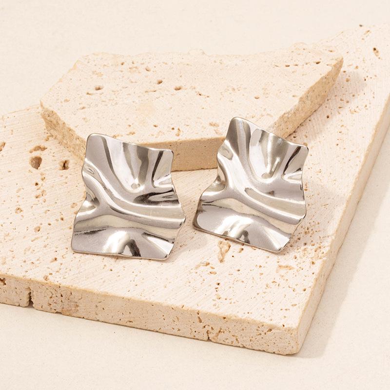 304 Stainless Steel Heart Stud Earrings - Pleated Irregular Design, 18k Gold Plated