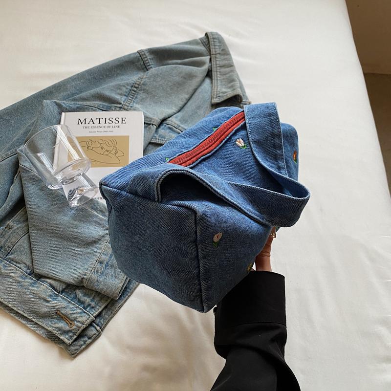 Denim Small Square Bag Flower Embroidery Lightweight Women's Shoulder Bag