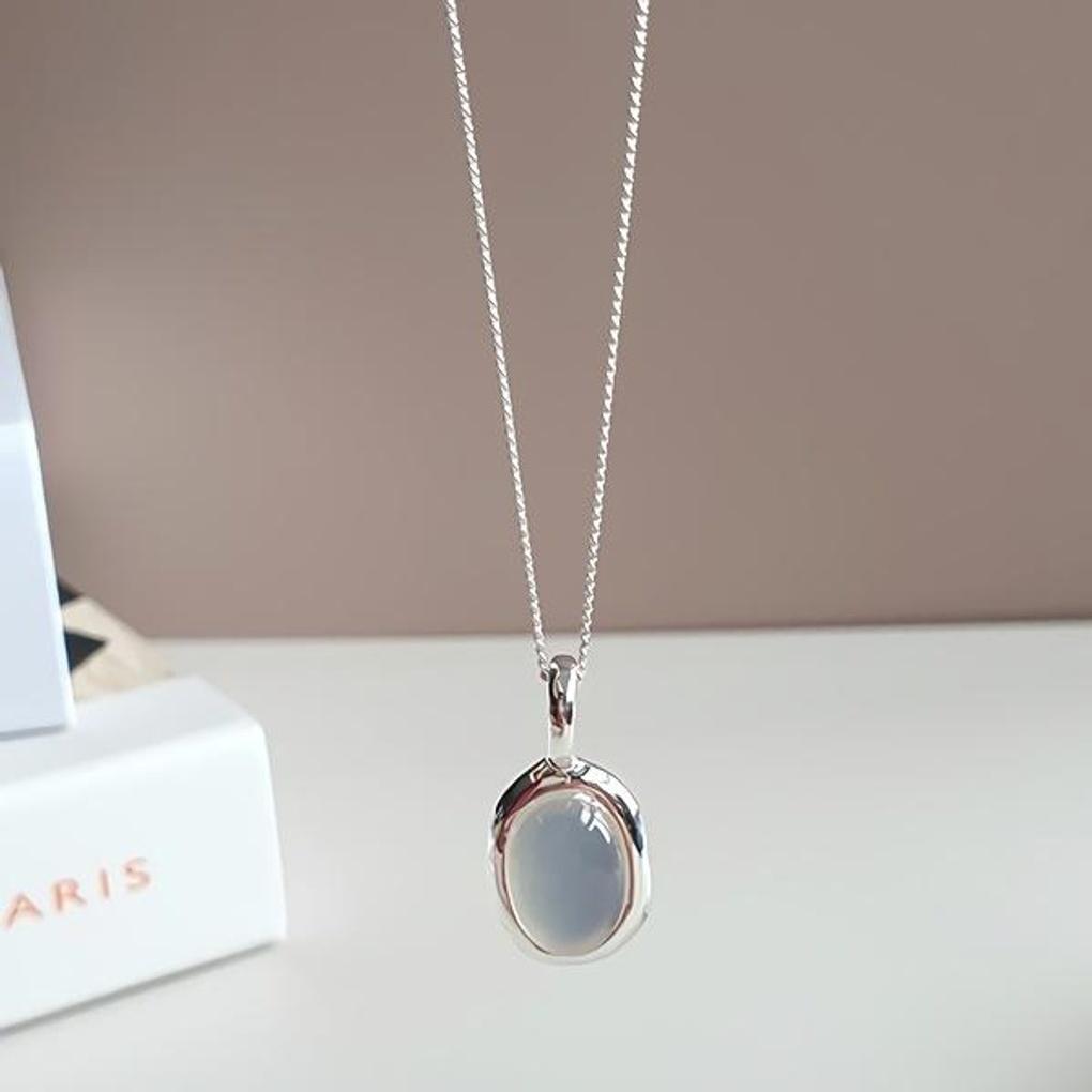 Women's Fashion Accessories Daily White Jade and Onyx Necklace