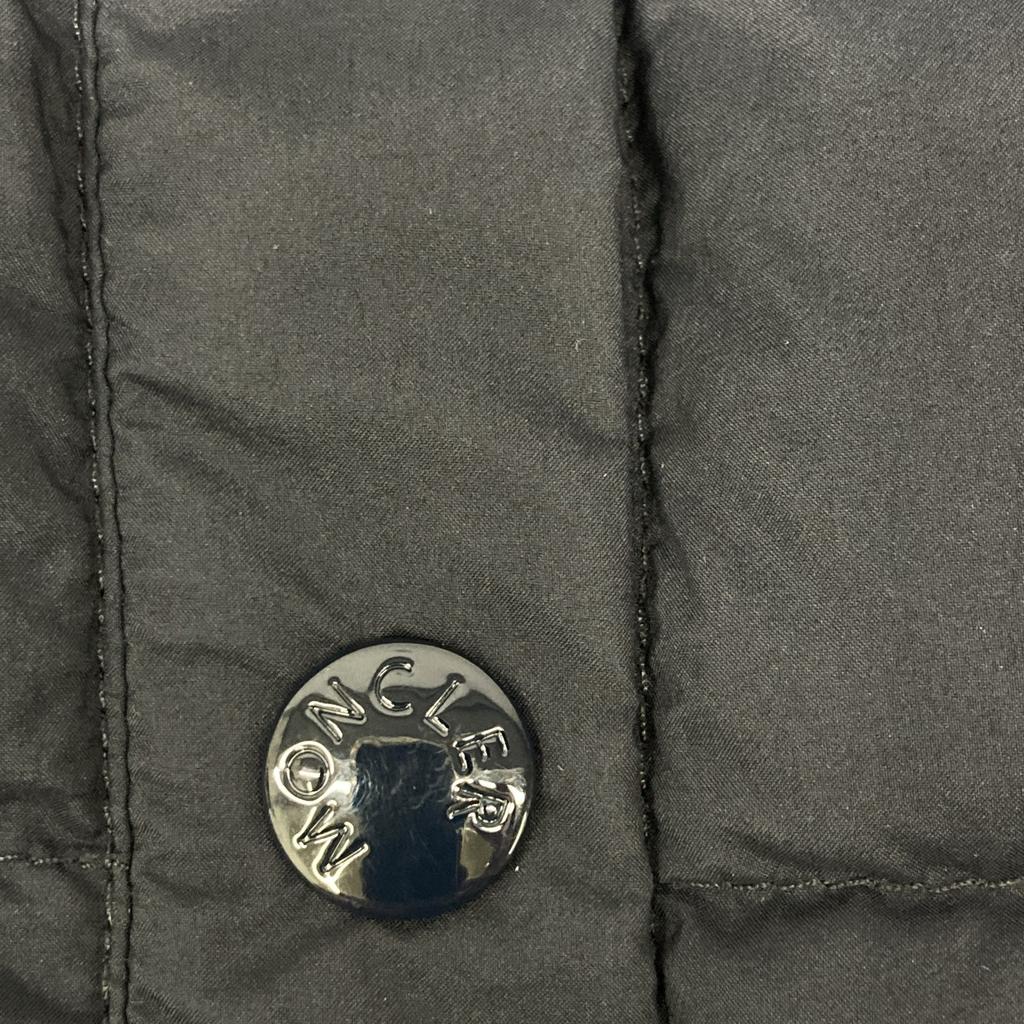 Moncler Excellent Condition 2022 Cardigan Tricot Wool Knit Jacket with Side Logo Jacket M NavyUsed