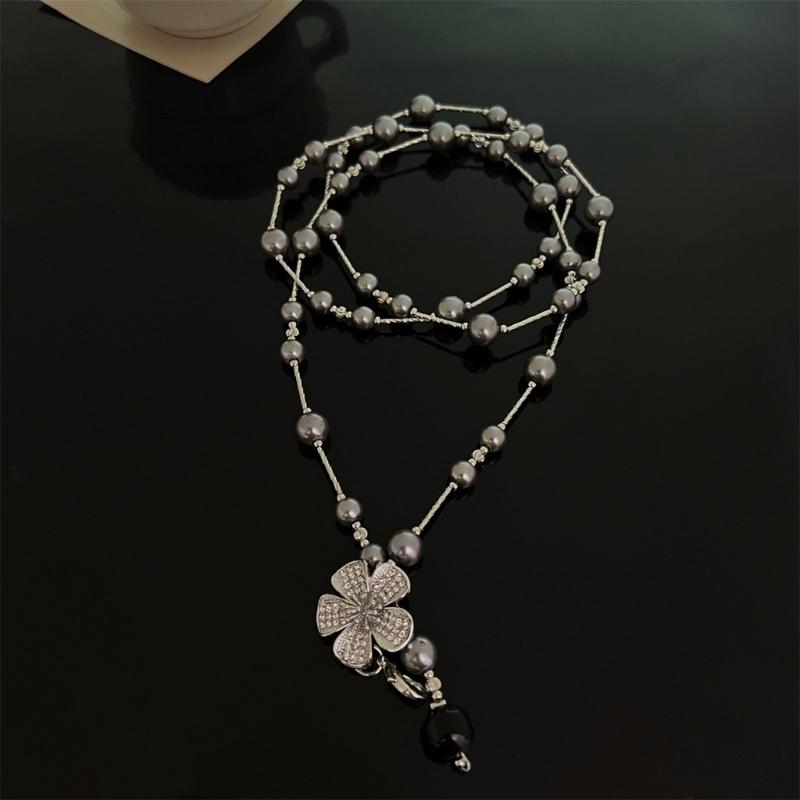 Adjustable Metallic Waist Belt Chain Necklace Adorned with Delicate Pearls for Dresses Evening Outfits or Casual Style