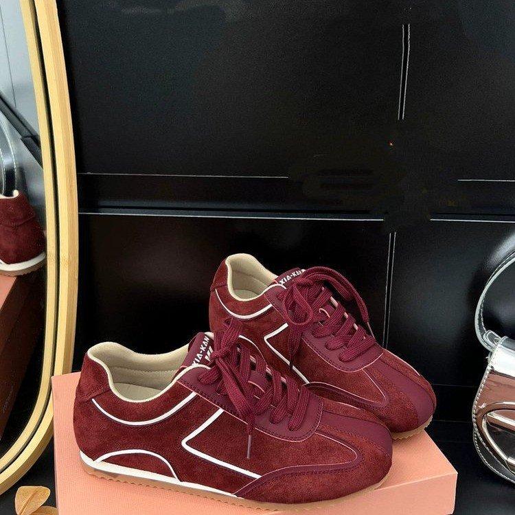 

inner height increase 4cm American retro German training shoes women s amber streamer versatile sports Forrest Gump shoes 2025 new women s shoes 35