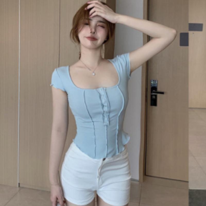 Kurzarm-T-Shirt für Damen im Sommer, U-Ausschnitt, kurz, purer Stil, schlankes und süßes Nischendesign, Top, trendig