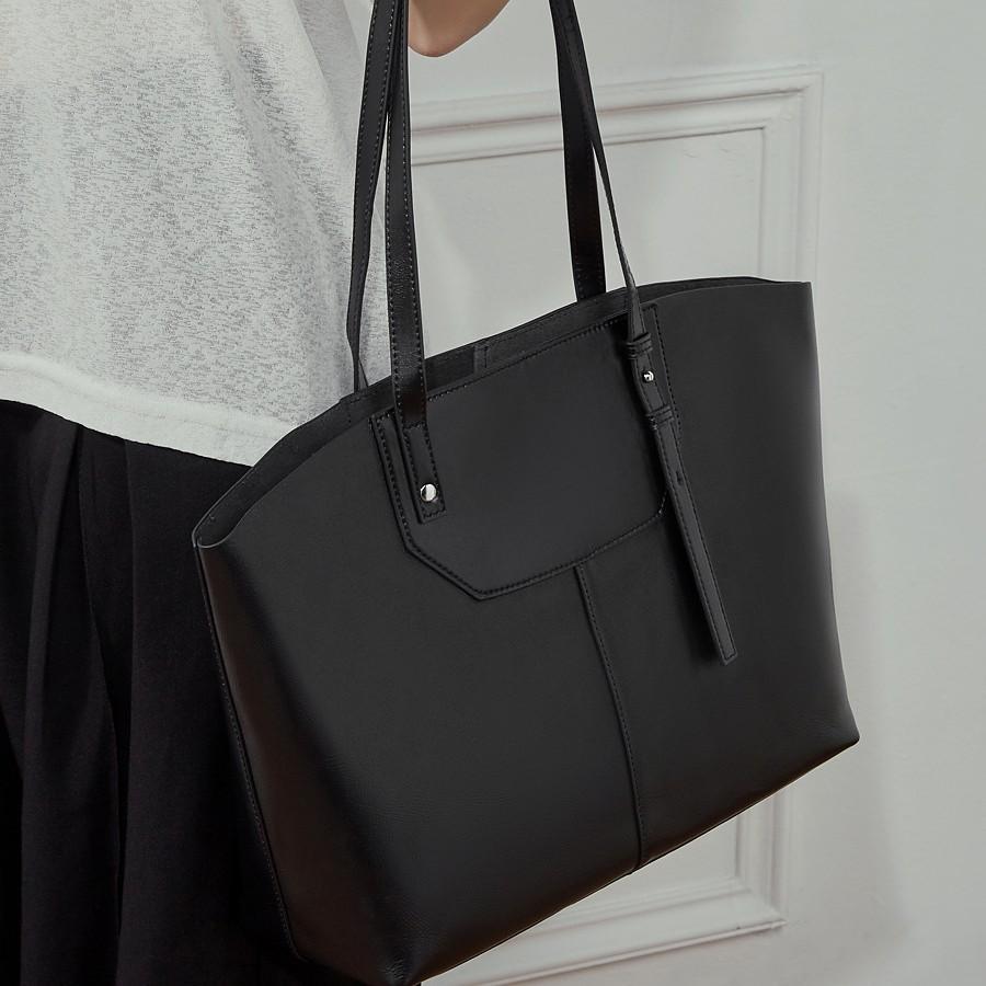2025 New Tote Bag Vegetable Tanned Top Layer Cowhide Single Shoulder Handbag Trendy Single Shoulder Bag Casual Simple Women's Bag