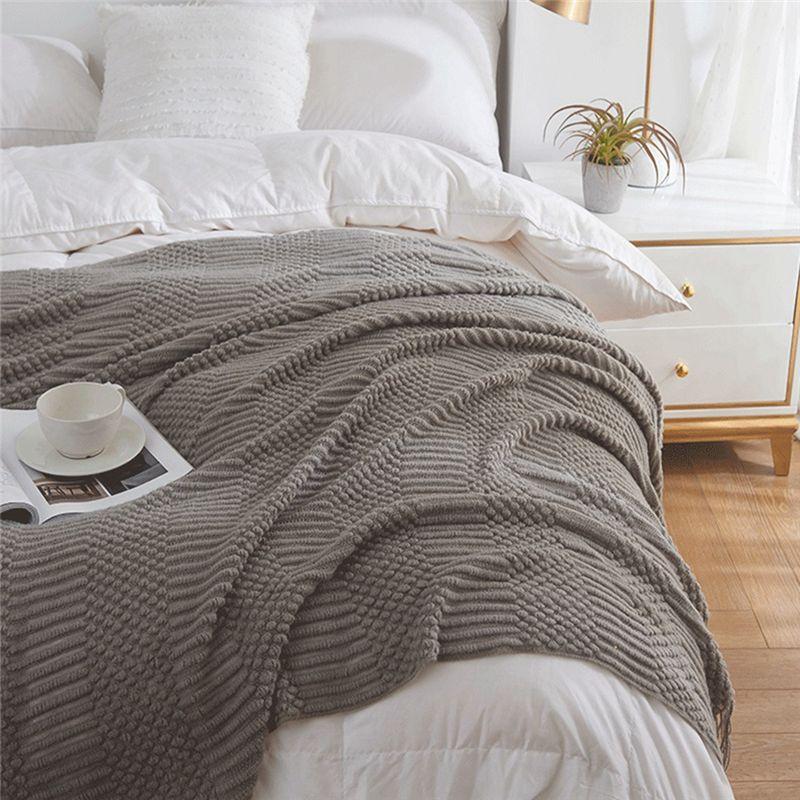 Good-Knitted Throw Blanket For Couch, Bed And Sofa Super Soft Blanket With Tassels Cosy Home Decor Durable Yellow