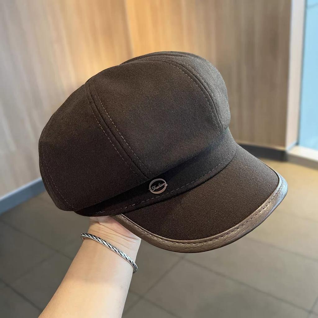 Die britische Schiebermütze, die Ihr Gesicht im Herbst und Winter zur Geltung bringt, ist künstlerisch und vielseitig und ein Trend bei Malermützen.