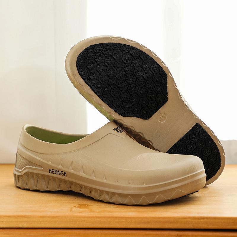 High Quality Oil-proof Chef Shoes Men's Anti-slip Casual Sandals Mens Slip-on EVA Waterproof Shoes for Men Outdoor Work Shoe