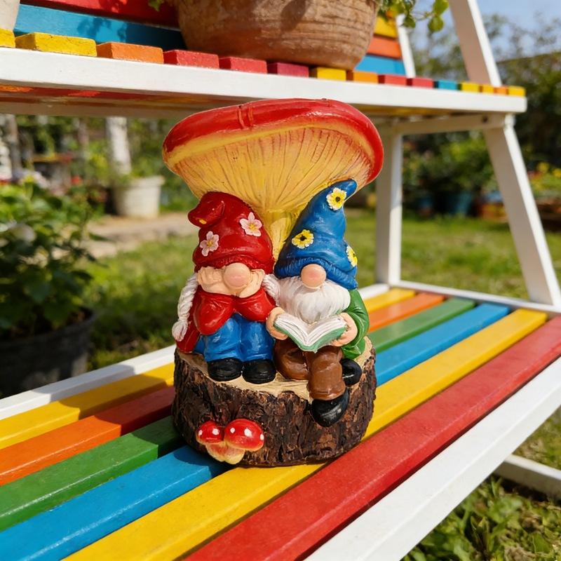 

Vintage Couple Gnome Dwarf Mushroom Garden Statue,Couple Gnome Resin Decorative Ornaments Garden Yard Terrace Decoration