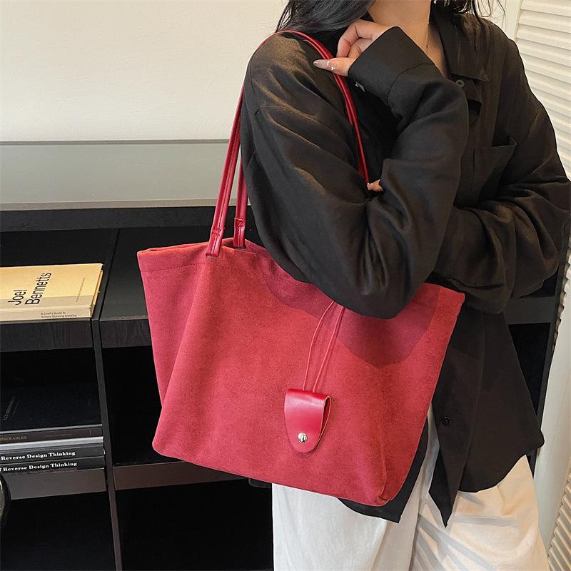 Retro Bag Women's Large Capacity 2025 New Autumn and Winter Versatile Casual Shoulder Mother and Child Bag Texture Commuter Tote Bag
