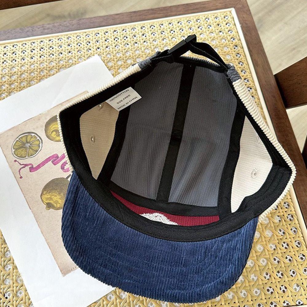Vintage Short Brim Baseball Cap Casual Trucker Cap Winter Snapback Hat  for Men Women