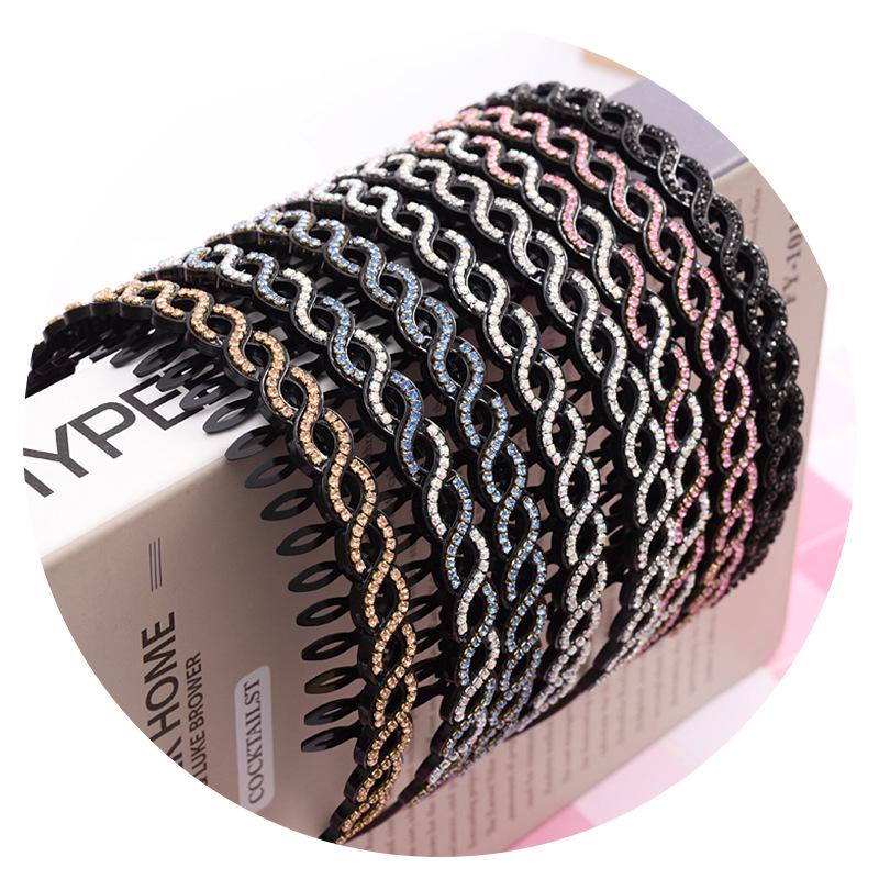 Hollow Willow Leaf Rhinestone Non-Slip Headband with Diamond Wave Design