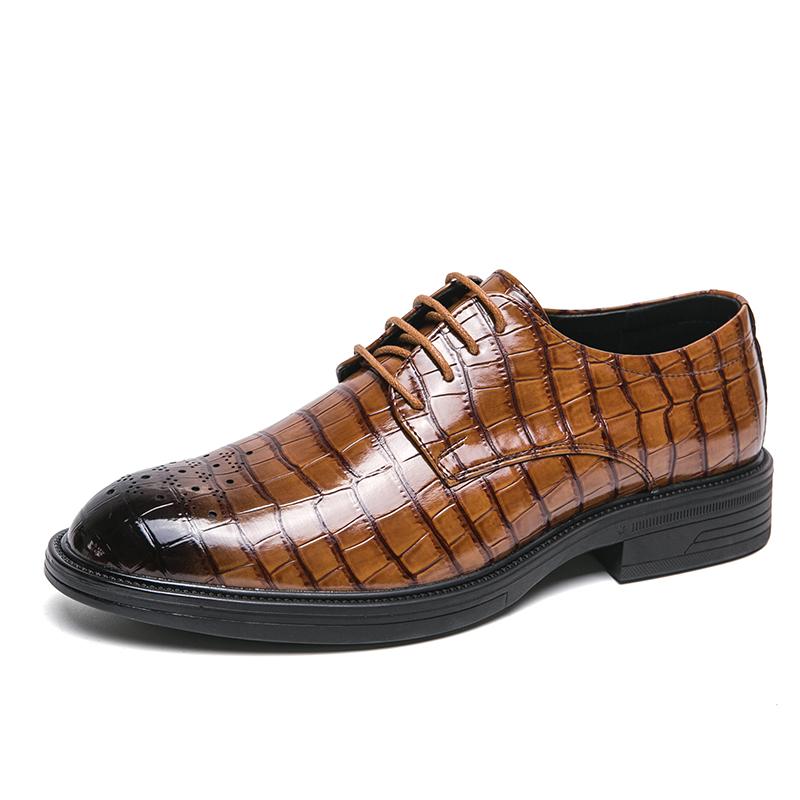 Italian Retro Men's Brogue Shoes British Style Business Shoes Men's Genuine Leather Casual Shoes High-end Banquet Formal Shoes