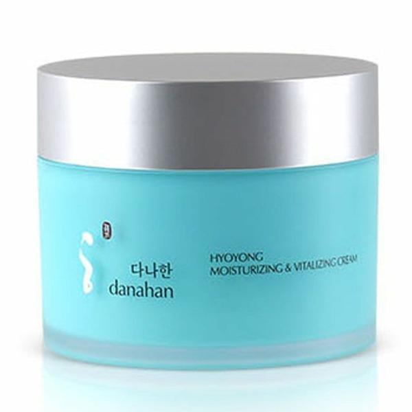 

Women s Cosmetics Moisturizing Cream with 30 Precious Ingredients of Green Tea Extract, 150ml (WA54049)