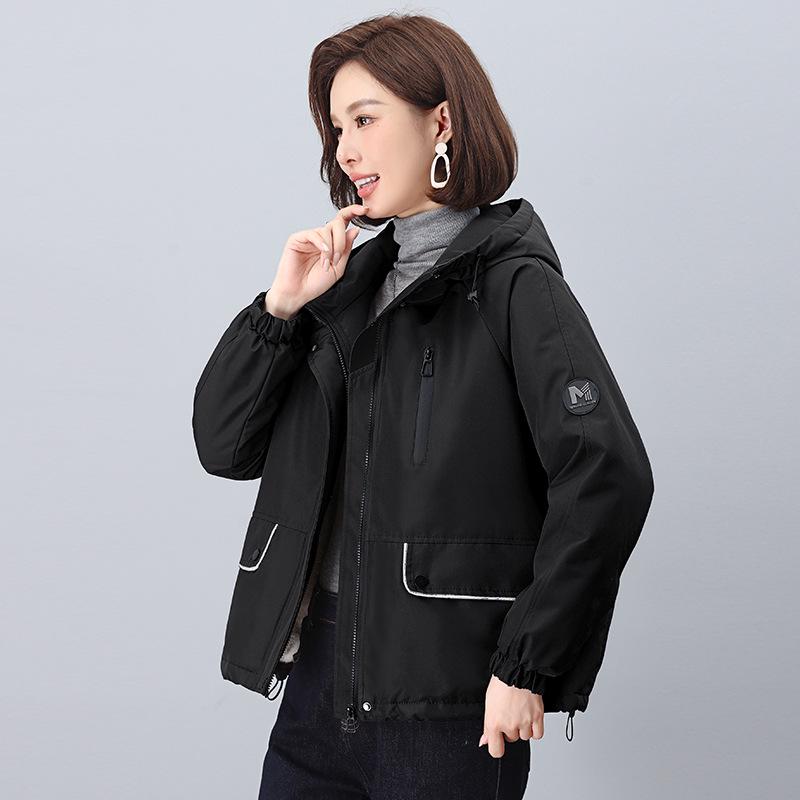 

Женская зимняя короткая парка 2024: Флисовая подкладка, утолщенное, модное хлопковое пальто для мам M for 90-115 lbs