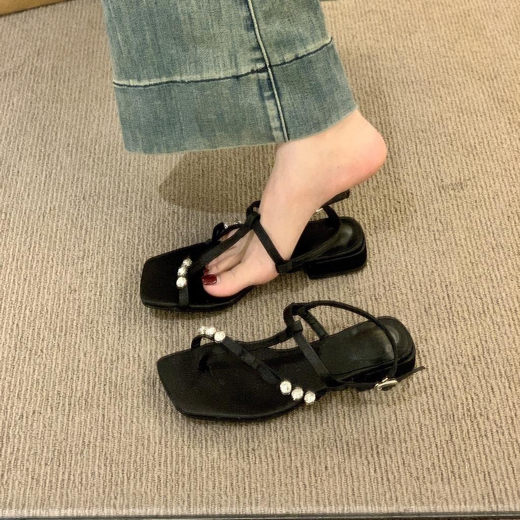 French temperament silver rhinestone square toe low heel sandals women's 2025 new summer skirt Roman sandals
