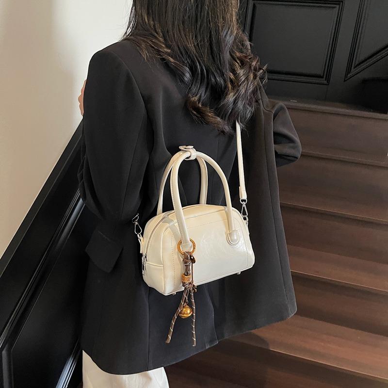 Premium bag women's new handbag casual shoulder messenger bag fashionable versatile pillow bag
